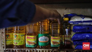 harga minyak goreng di pasar tradisional masih tinggi 1 169