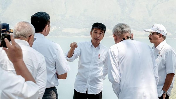 d6571dca 61d1 4951 bc4b 15452ad497cb 169